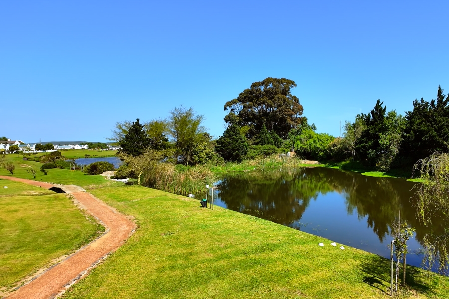 4 Bedroom Property for Sale in Croydon Vineyard Estate Western Cape
